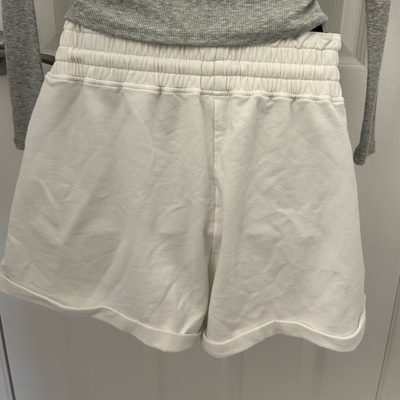 White, Draw-String Shorts, Sz M - Picture 3 of 5